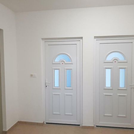 Lakefive Apartments Balatonfuered Extérieur photo