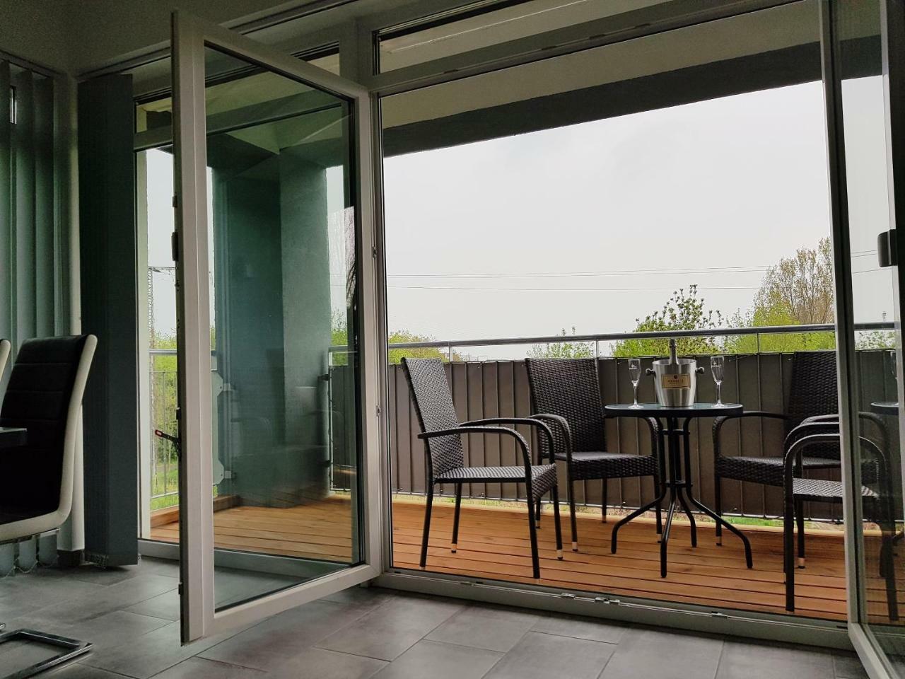 Lakefive Apartments Balatonfuered Extérieur photo