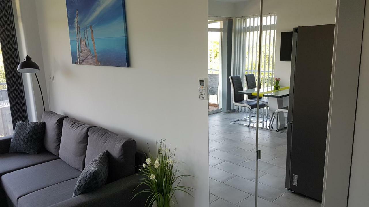Lakefive Apartments Balatonfuered Extérieur photo